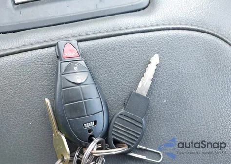 2013 Ram 1500 Tradesman из США, поврежденный, VIN 3C6JR6AP7DG504482